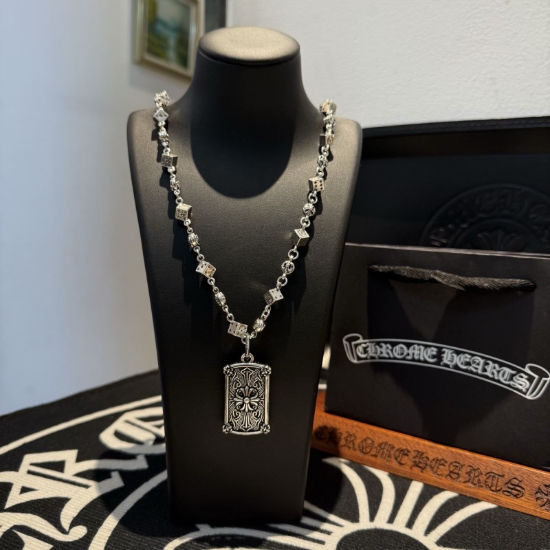 Ch*0me He**ts necklaces